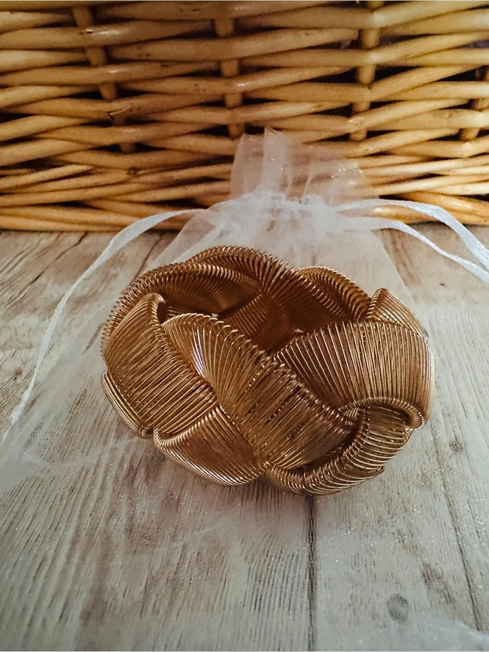 Gold-Tone Coil Link Bracelet for Women - Elegant Gold stretch *Plunder*New!